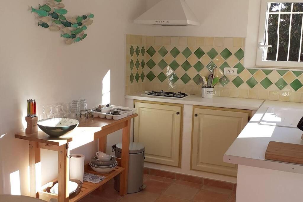Gite Provencal Independant Avec Piscine Chauffee : Le Suy Bien Flayosc Luaran gambar